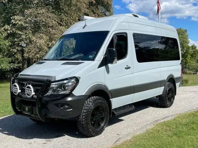 2017 Mercedes-Benz Sprinter 2500 144 WB High Roof 4x4's photo