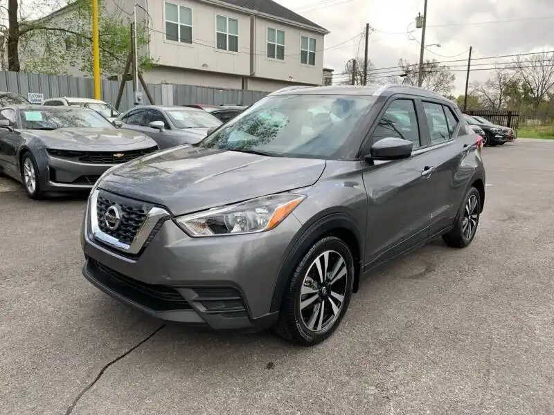 2018 Nissan Kicks 1.6 SV's photo