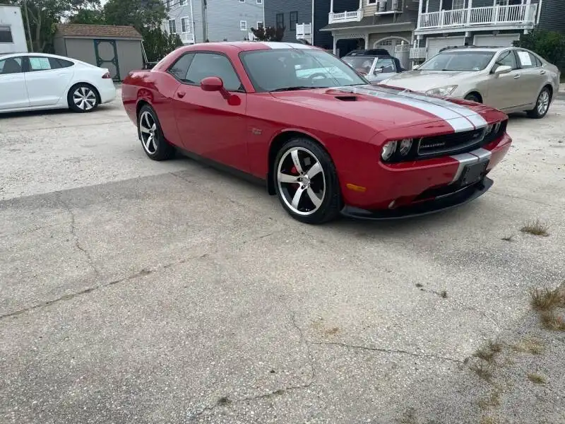 2012 Dodge Challenger SRT8 392's photo