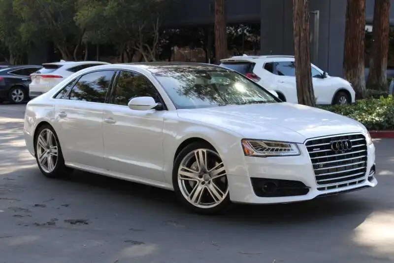 2016 Audi A8 4.0T Sport LWB quattro Tiptronic's photo