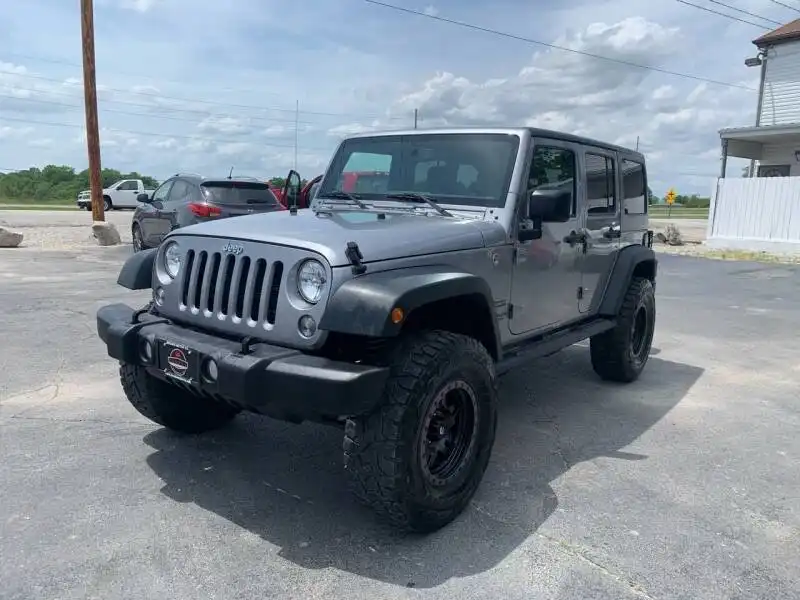 2015 Jeep Wrangler Sport's photo