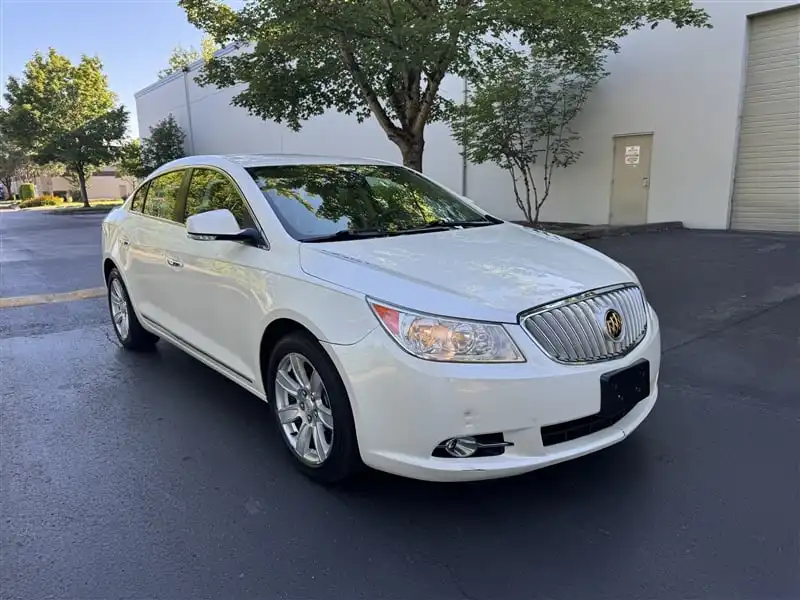 2010 Buick LaCrosse CXL's photo