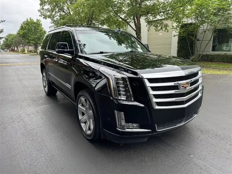 2017 Cadillac Escalade AWD Premium Luxury's photo
