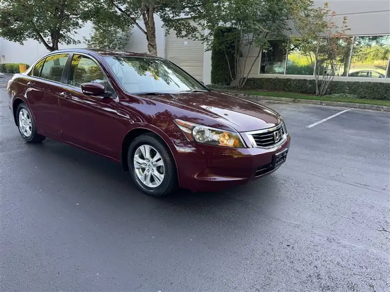 2010 Honda Accord LX-P Auto's photo