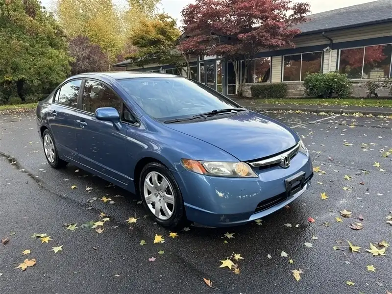 2008 Honda Civic LX 5AT's photo