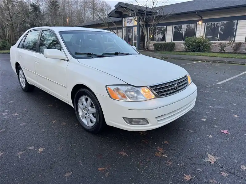 2000 Toyota Avalon XLS BENCH's photo