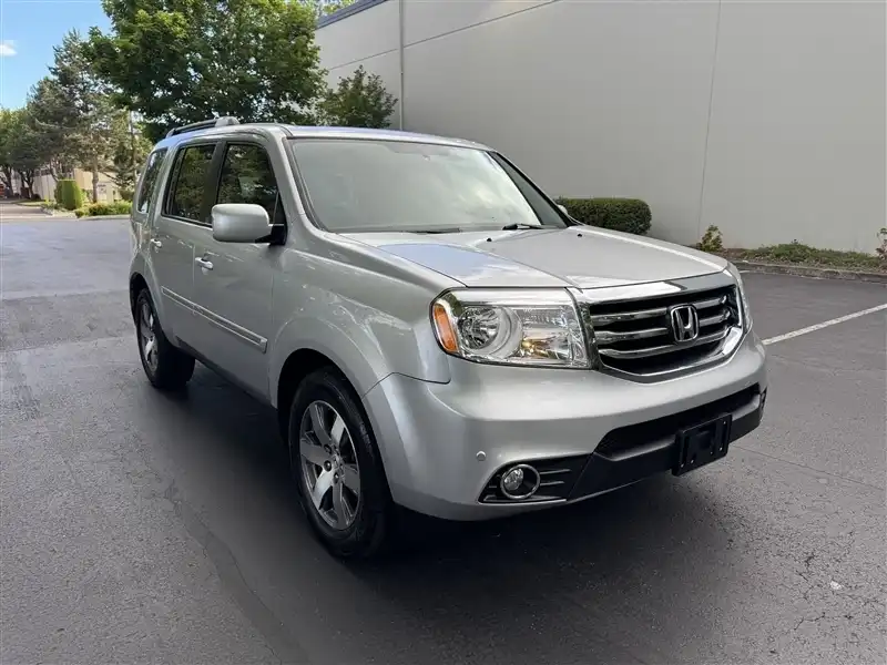 2014 Honda Pilot 4WD Touring w/RES & Navigation's photo