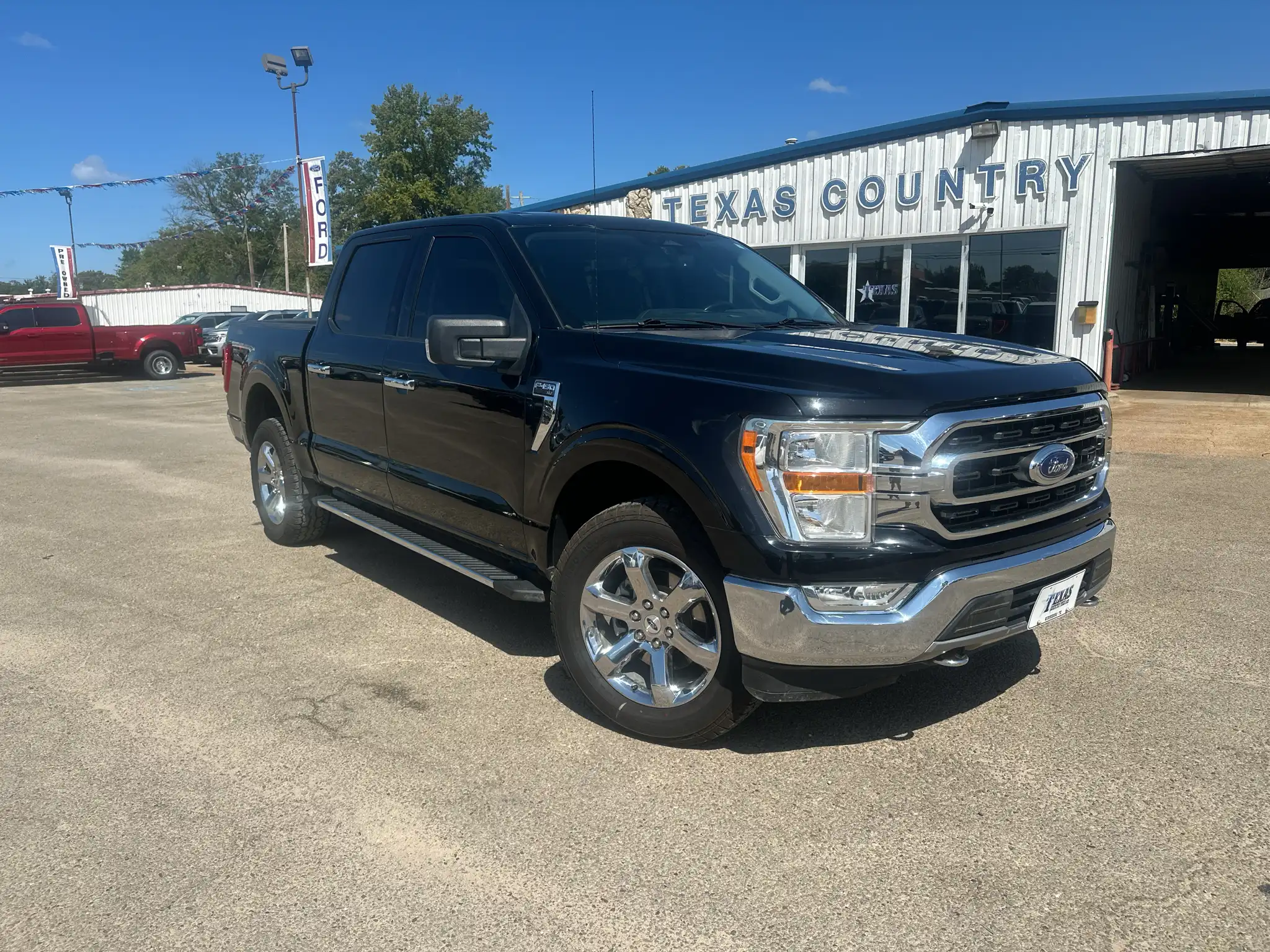 2021 Ford F-150 XLT 4WD SuperCrew 5-1/2' Box's photo
