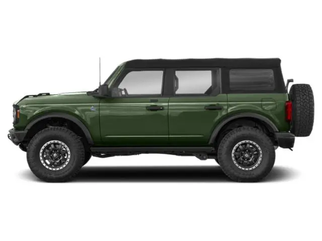 2023 Ford Bronco Black Diamond Advanced (322A) 4x4 photo 3