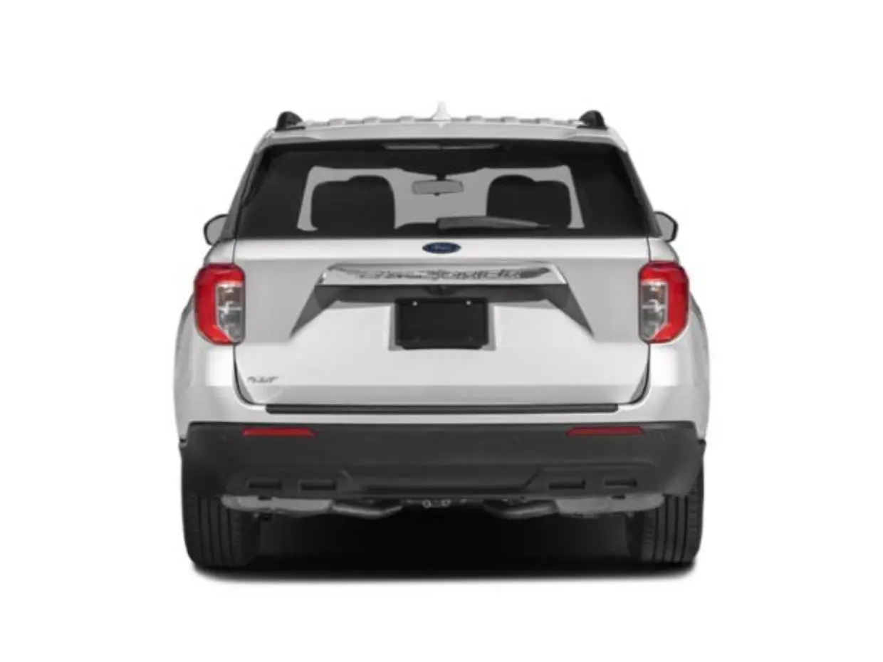 2024 Ford Explorer XLT 4WD photo 5
