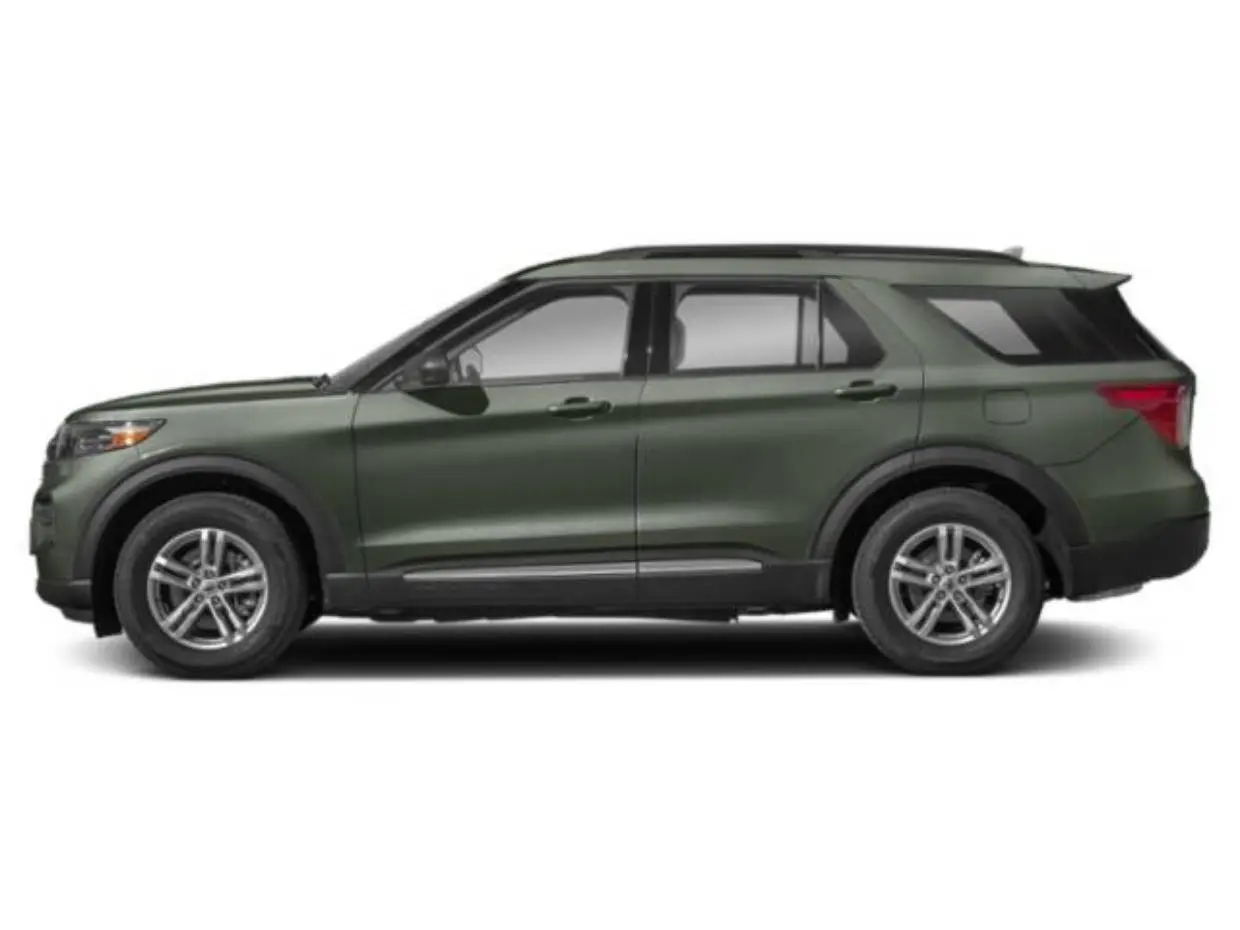 2024 Ford Explorer XLT 4WD photo 3