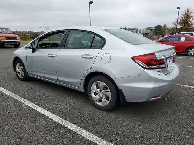 2013 Honda Civic LX Auto's photo