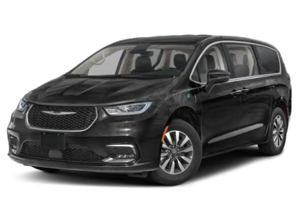 2024 Chrysler Pacifica Hybrid Select PHEV's photo