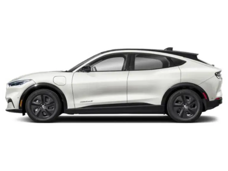 2023 Ford Mustang-Mach-e Select photo 3