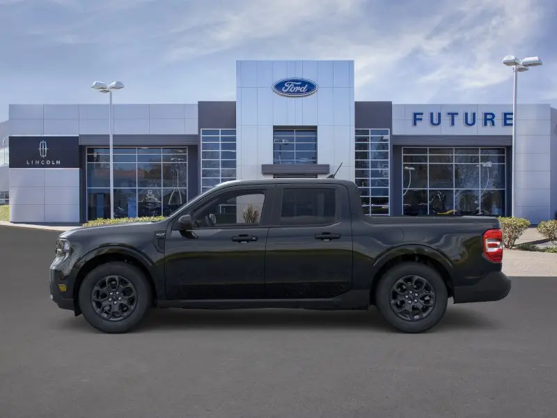 2025 Ford Maverick XLT AWD photo 3