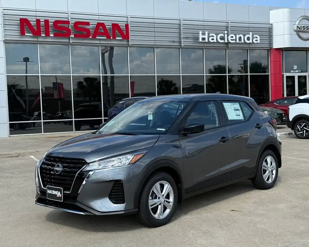 2025 Nissan Kicks Play 1.6 FWD's photo
