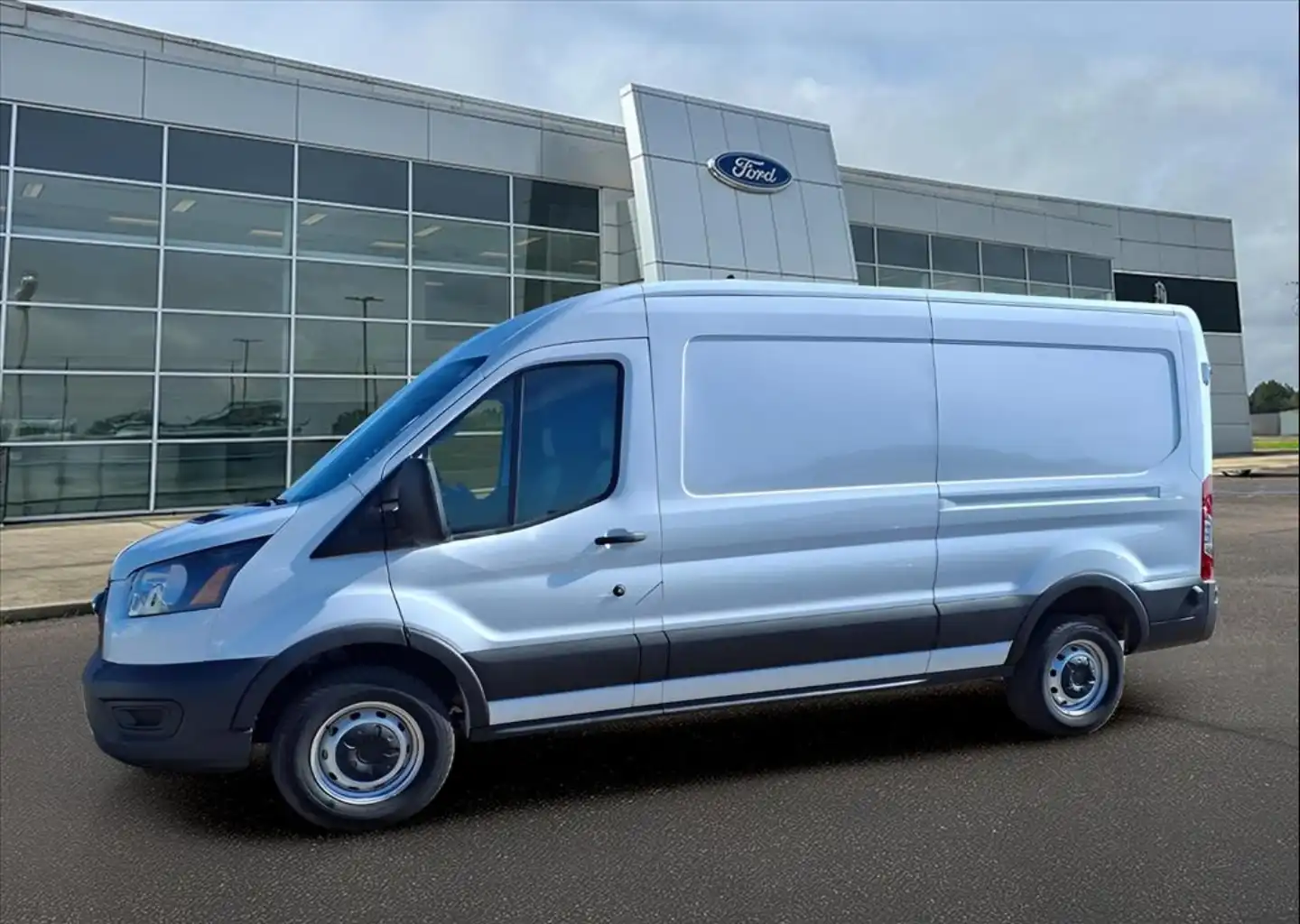 2024 Ford Transit 250 Med Roof 148 WB's photo