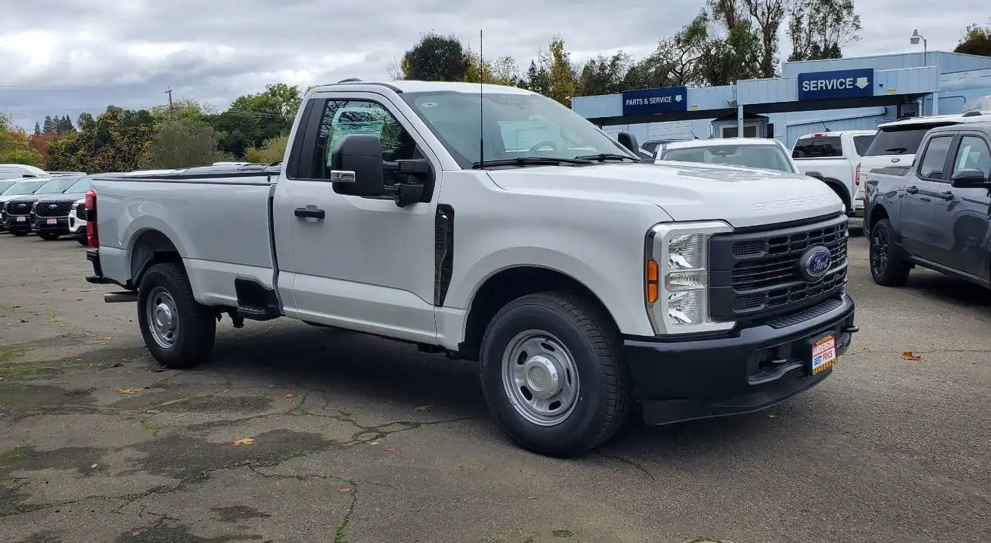 2024 Ford F-250 XL Regular Cab 8' Box's photo