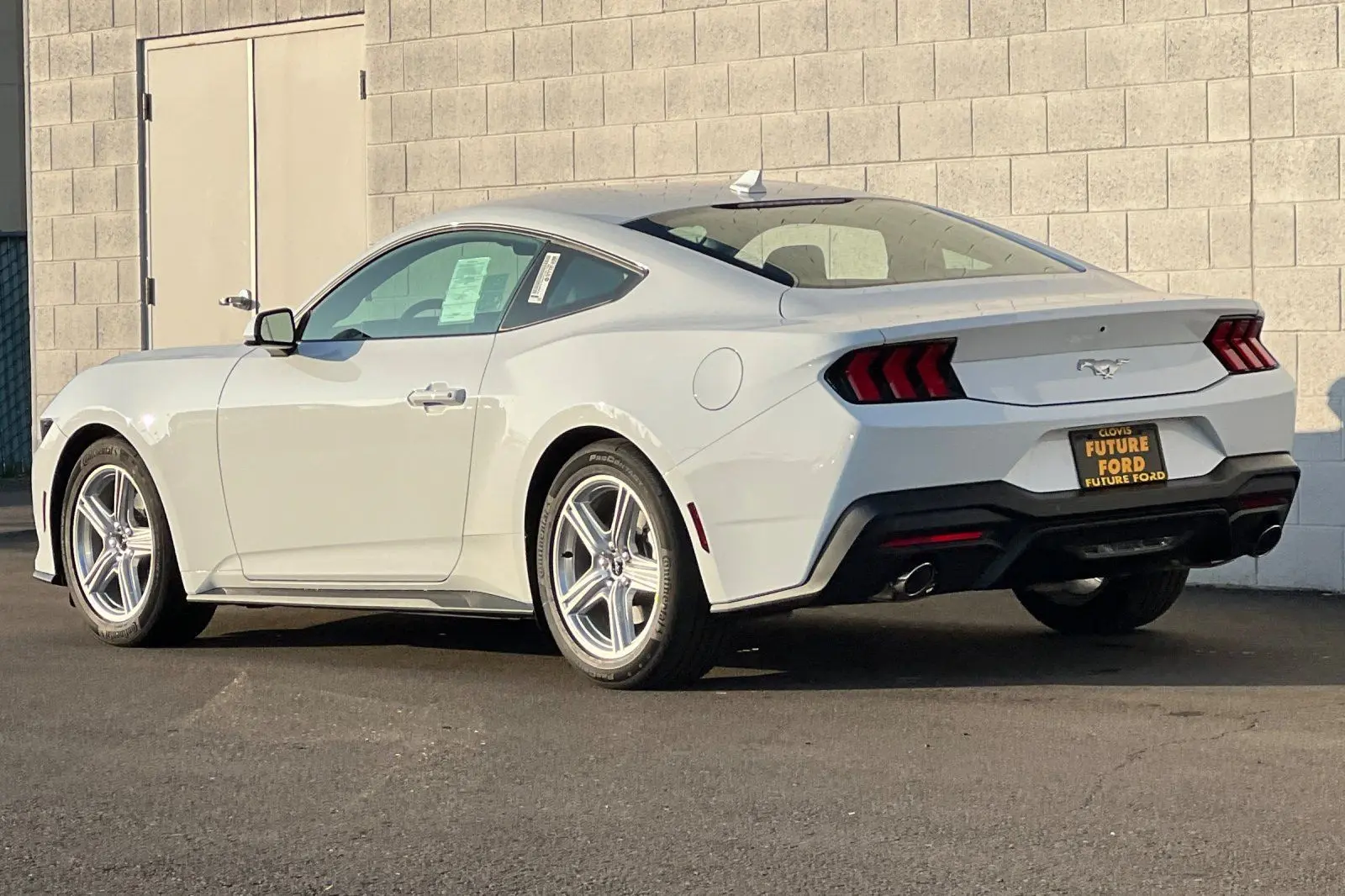 2026 Ford Mustang EcoBoost Fastback photo 5
