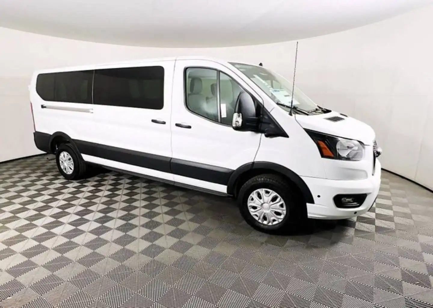2025 Ford Transit XLT 350 Low Roof Sliding Pass. 148's photo
