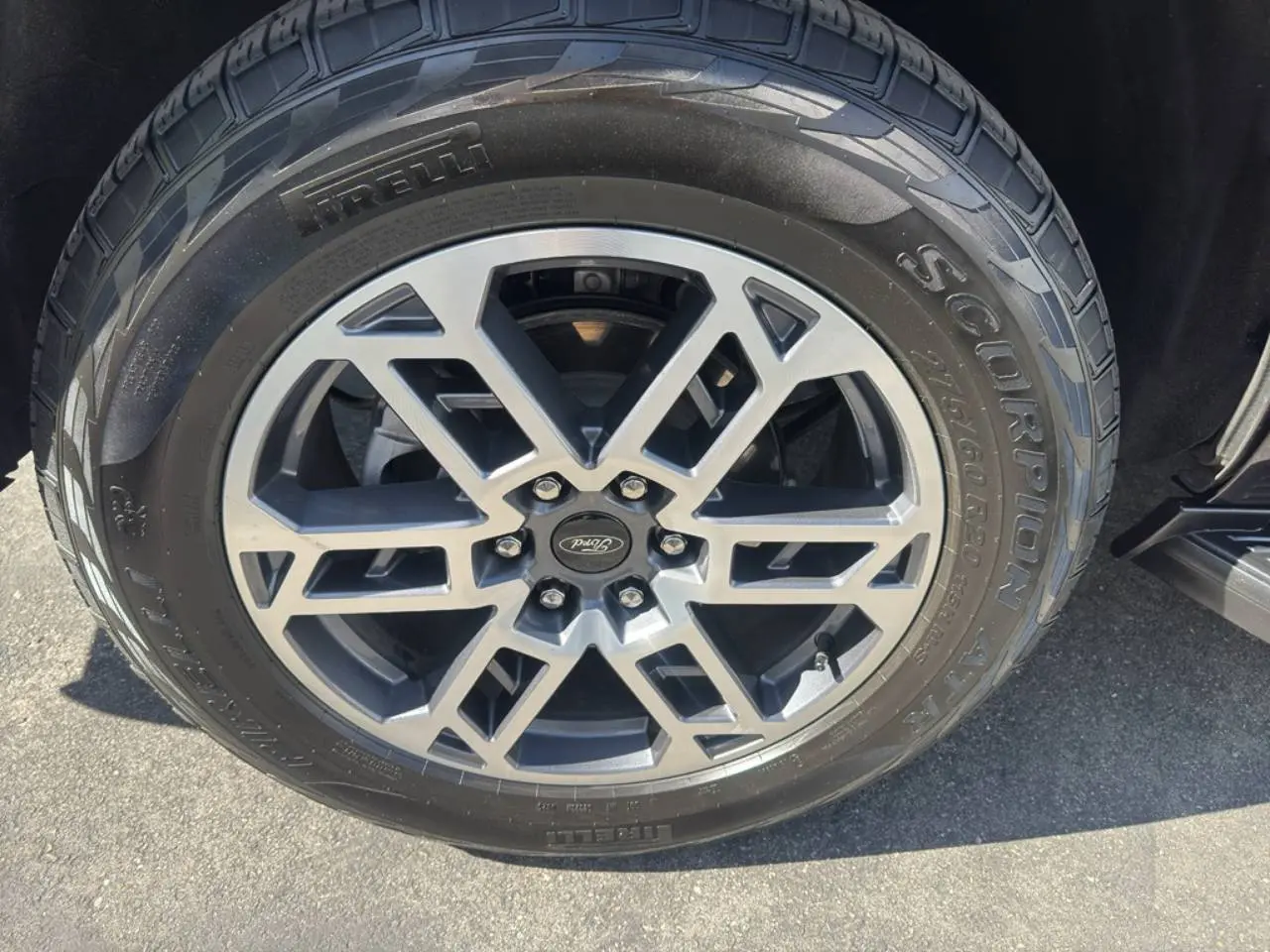 2025 Ford Expedition Active MAX 4x4 photo 5