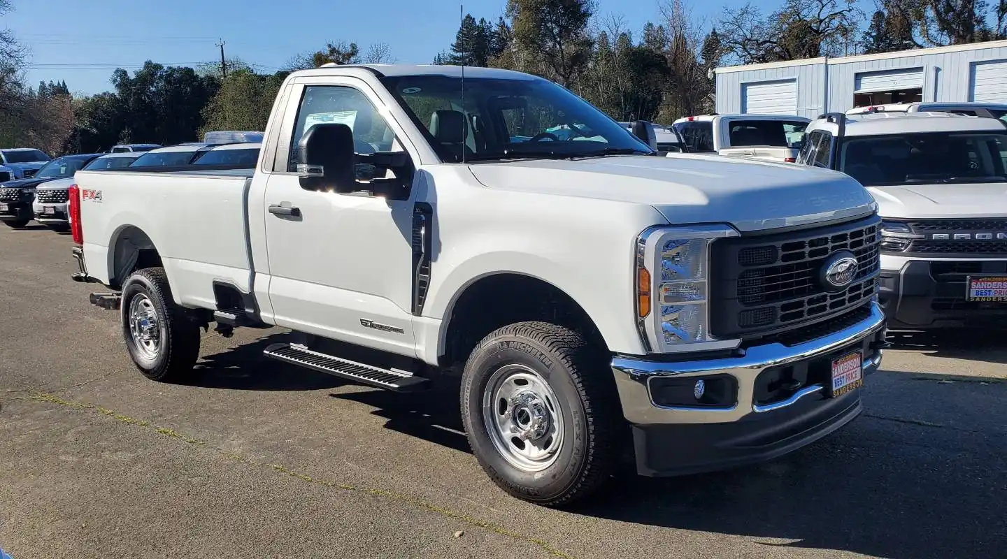 2025 Ford F-250 XL 4x4 Regular Cab 8' Box's photo