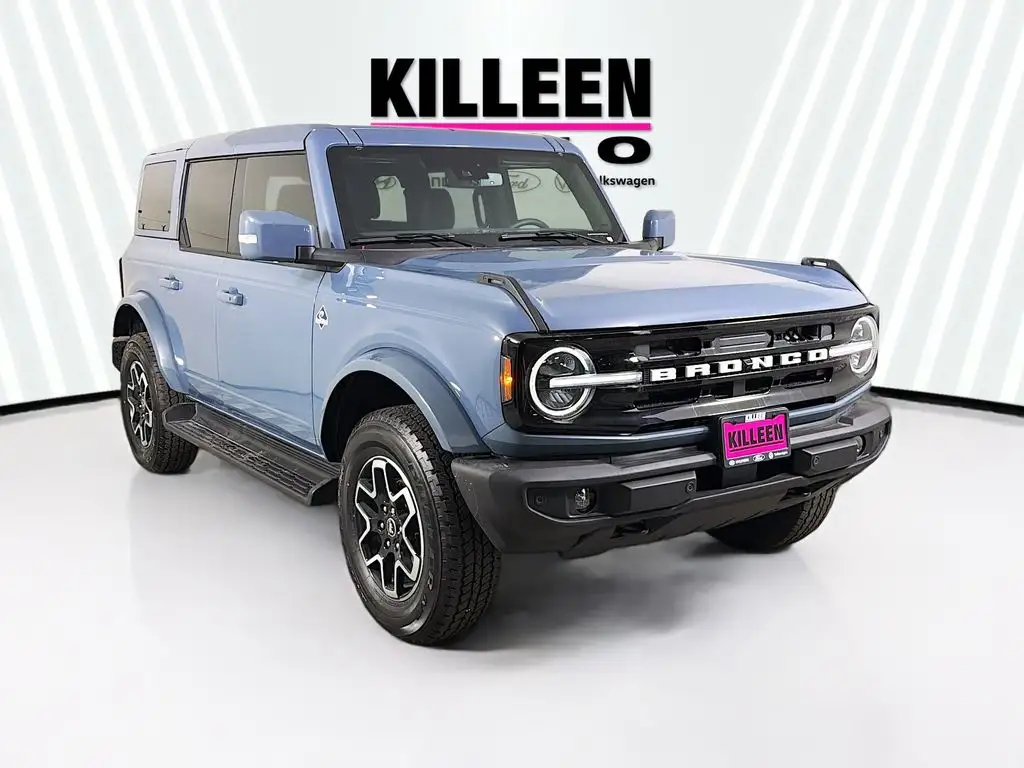 2025 Ford Bronco Outer Banks 4x4 photo 1