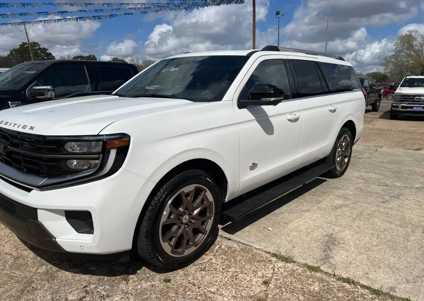2025 Ford Expedition King Ranch 4WD MAX's photo