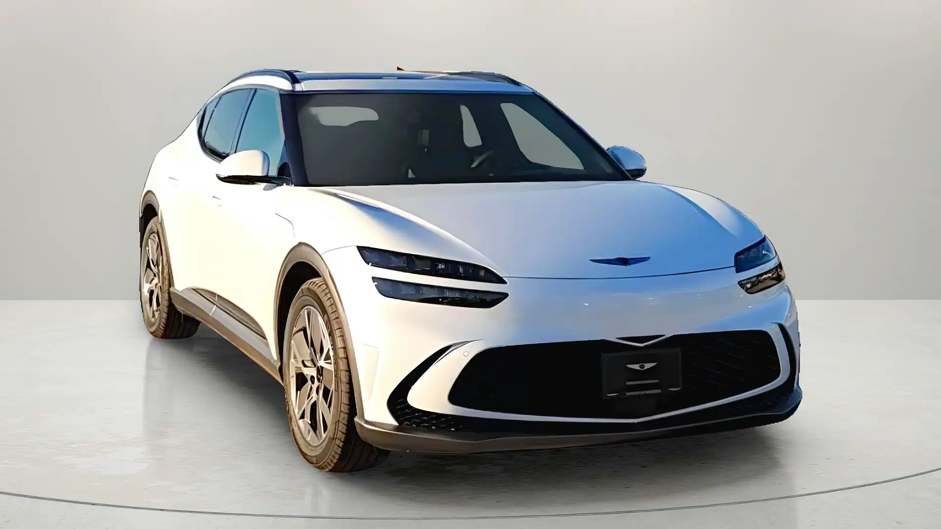 2025 Genesis GV60 GV60 Standard 19" AWD's photo
