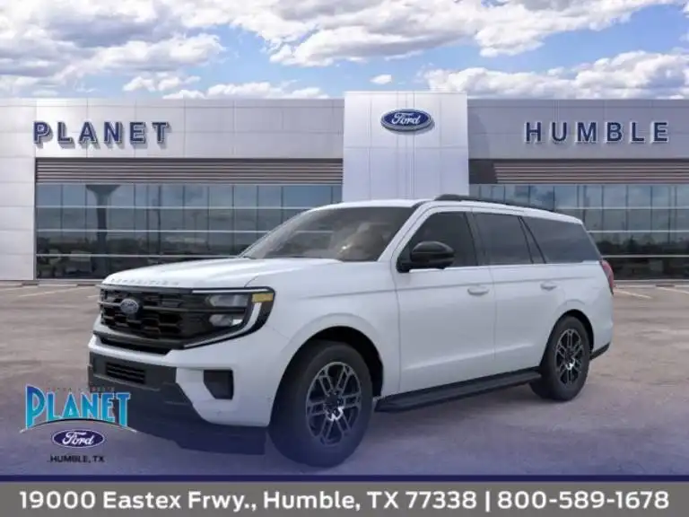 2026 Ford Expedition Active's photo
