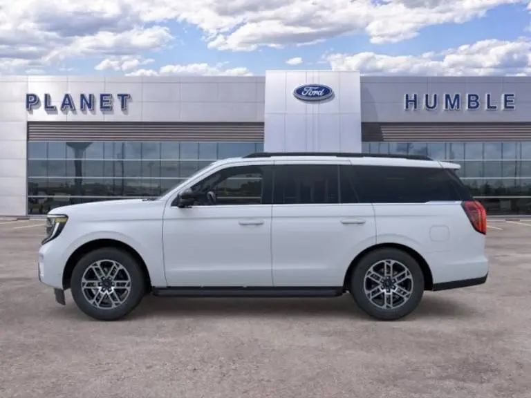 2026 Ford Expedition Active photo 3