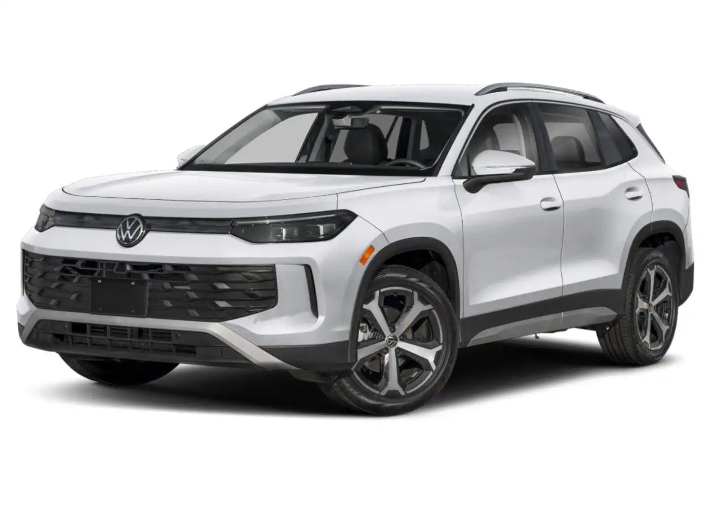 2026 Volkswagen Tiguan 2.0T SE's photo