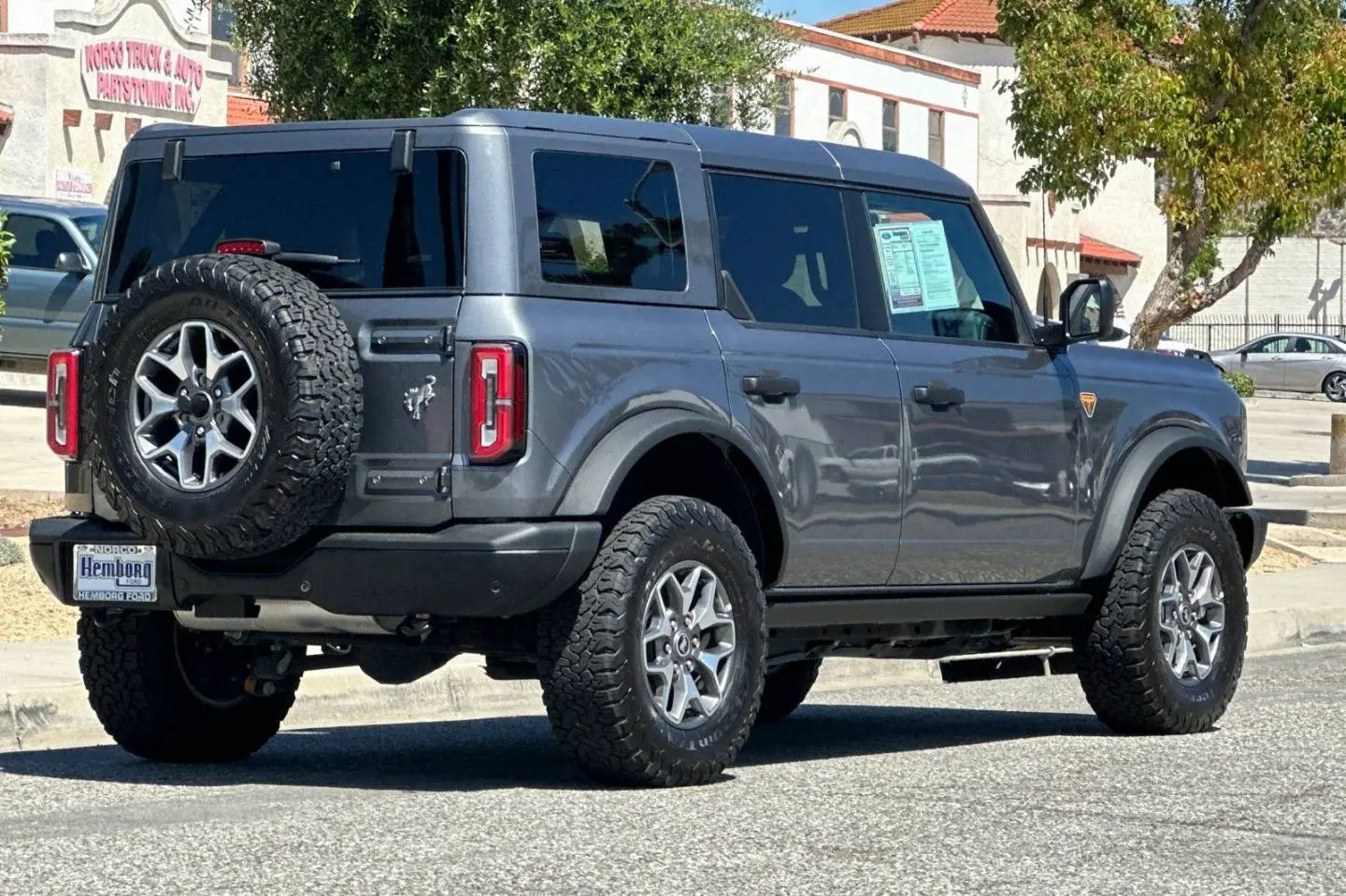 2025 Ford Bronco Badlands 4x4 photo 4