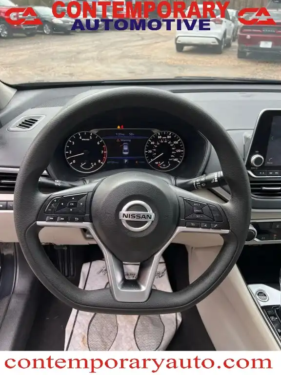 2022 Nissan Altima 2.5 SV's photo
