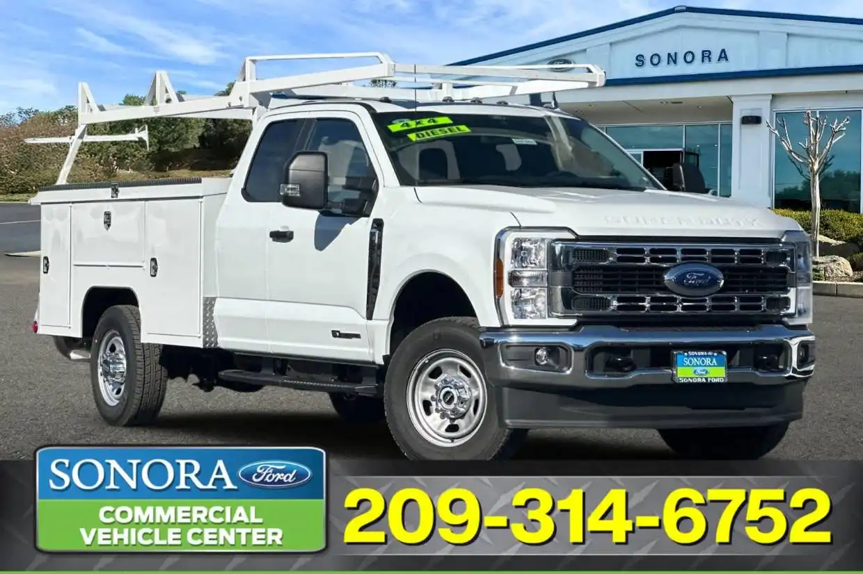 2026 Ford F-350 XL 4x4 SuperCab 168-In SRW's photo