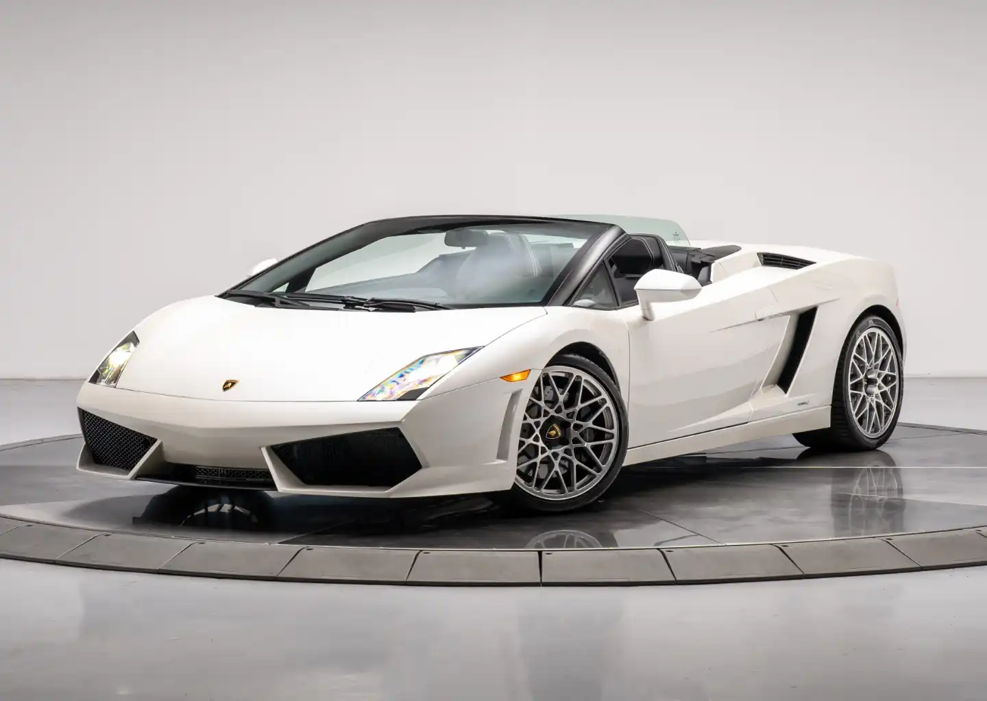 2010 Lamborghini Gallardo LP560-4 Spyder's photo