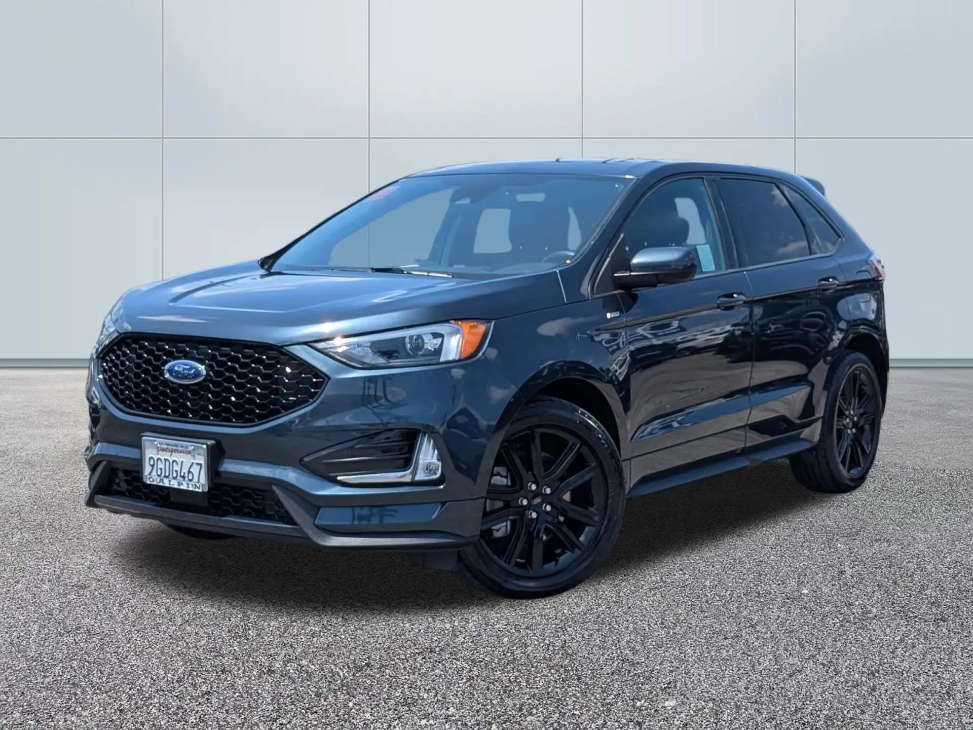 2023 Ford Edge ST-Line AWD's photo