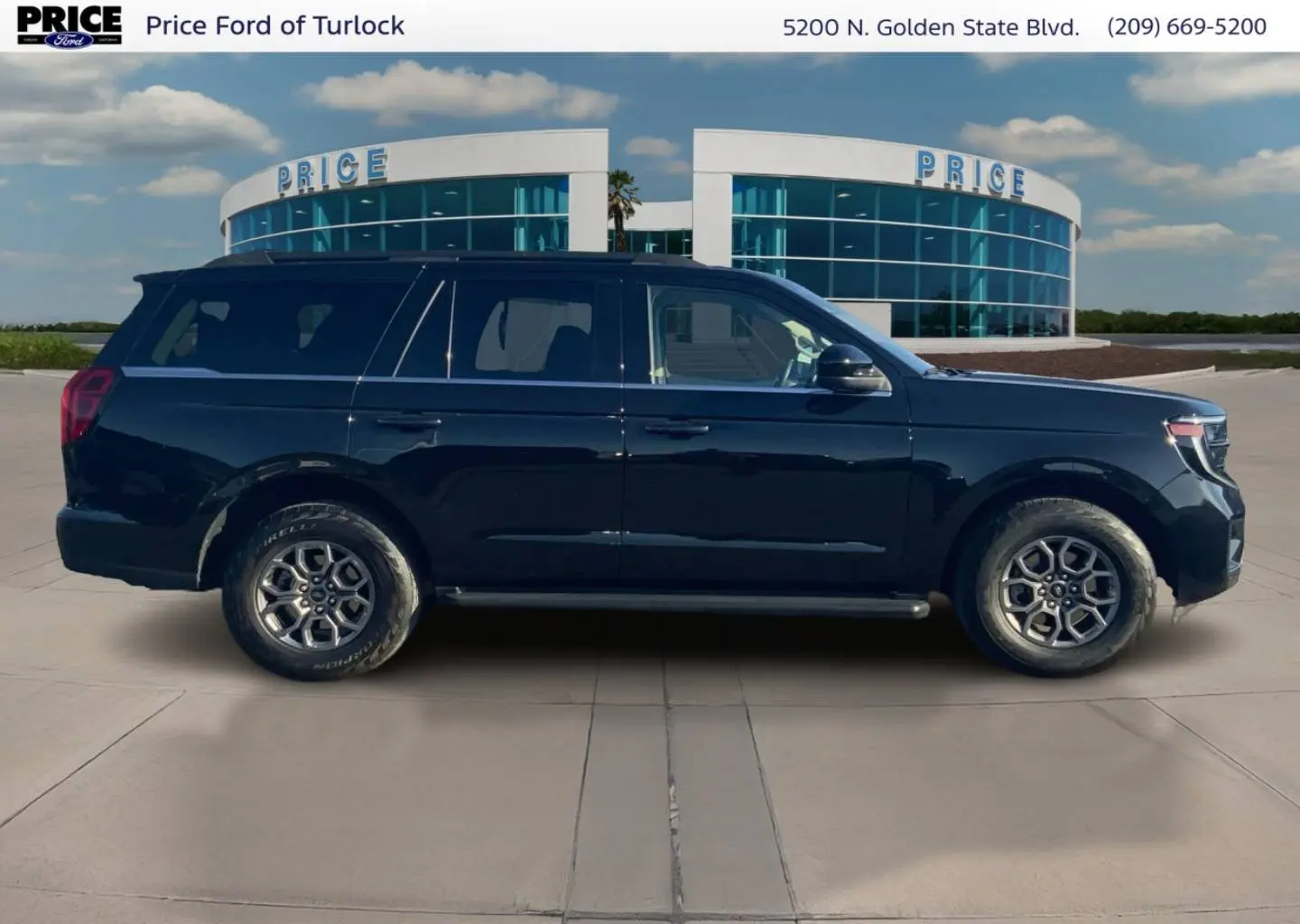 2025 Ford Expedition Active 4x4 photo 4