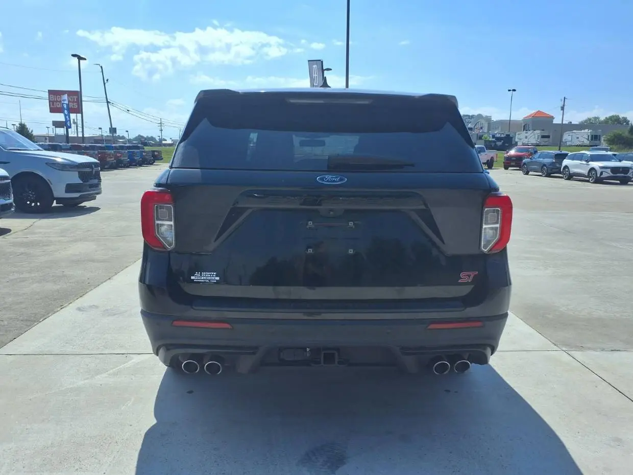 2021 Ford Explorer ST 4WD photo 4