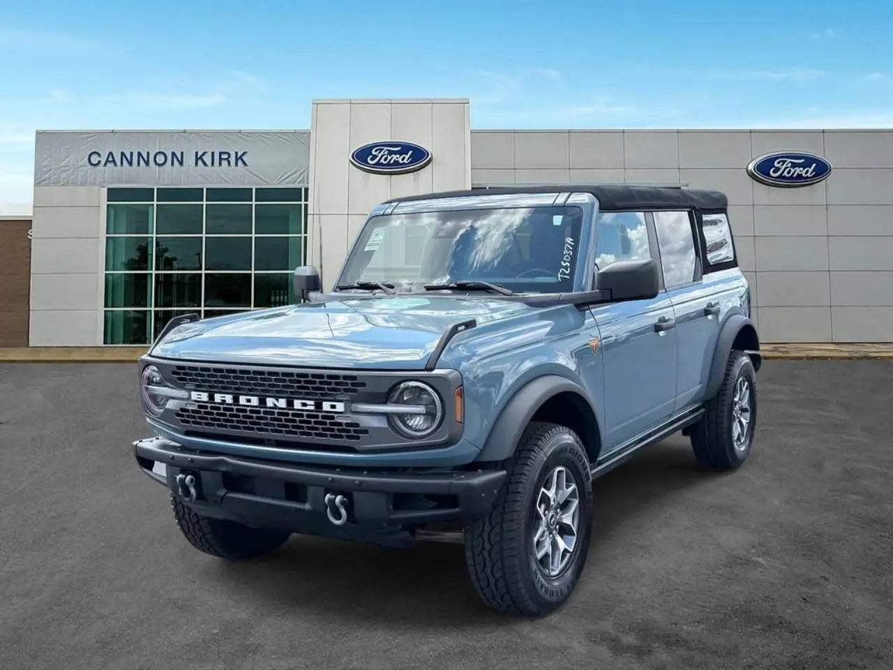 2021 Ford Bronco Badlands 4x4 photo 3