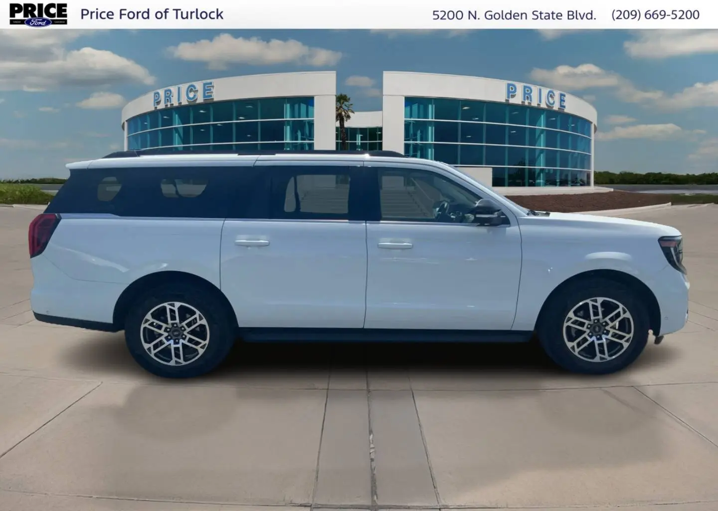 2025 Ford Expedition Active MAX 4x4 photo 4