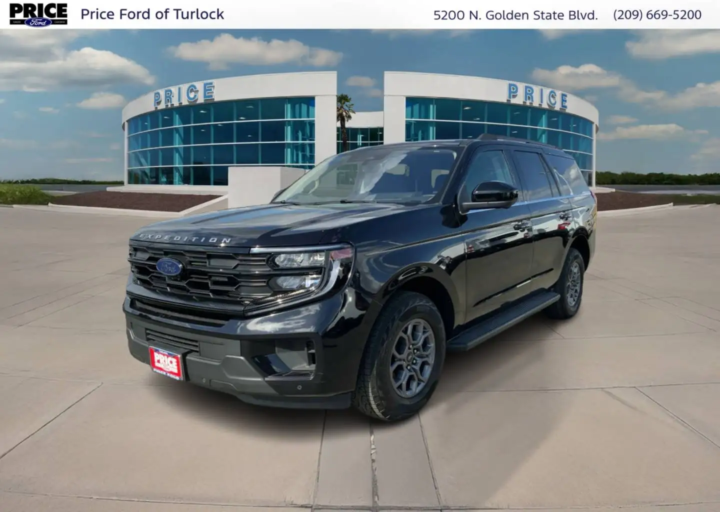 2025 Ford Expedition Active photo 1