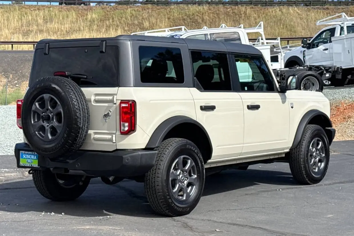2025 Ford Bronco Big Bend 4x4 photo 4