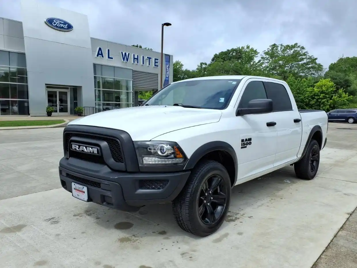 2024 RAM 1500 Classic Warlock 4x4 Crew Cab 5'7's photo