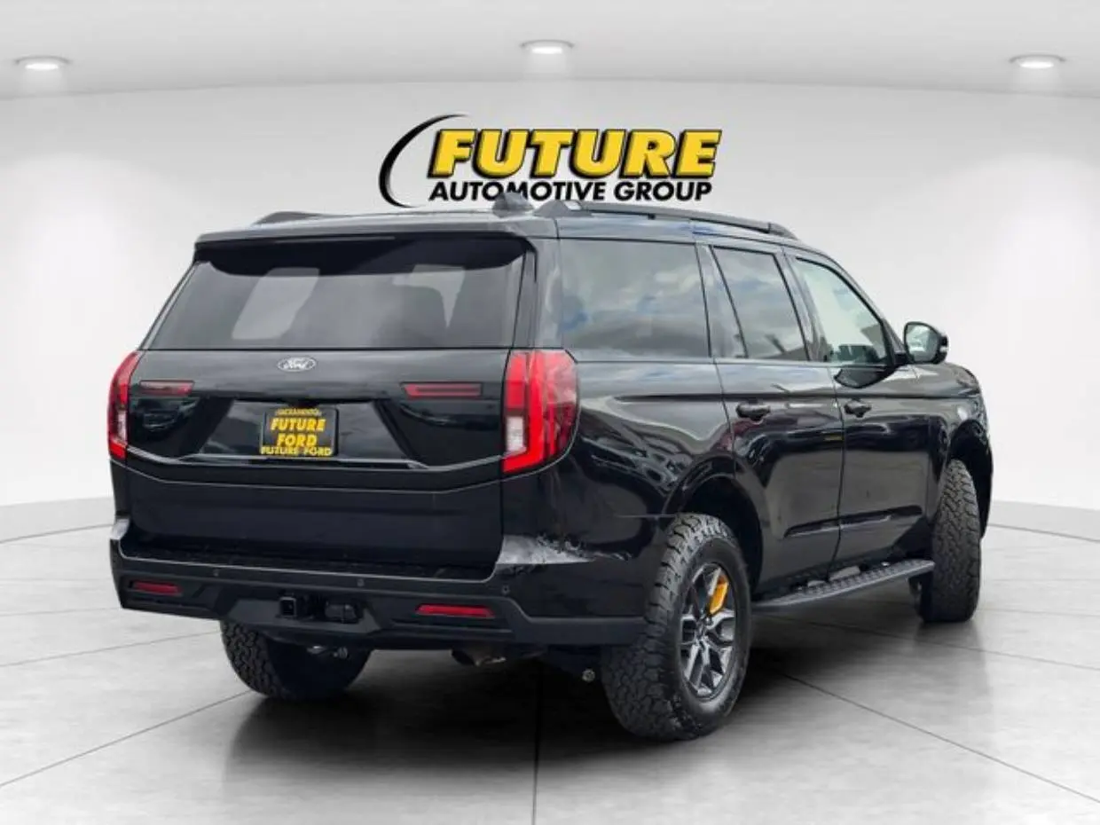 2026 Ford Expedition Tremor 4x4 photo 4