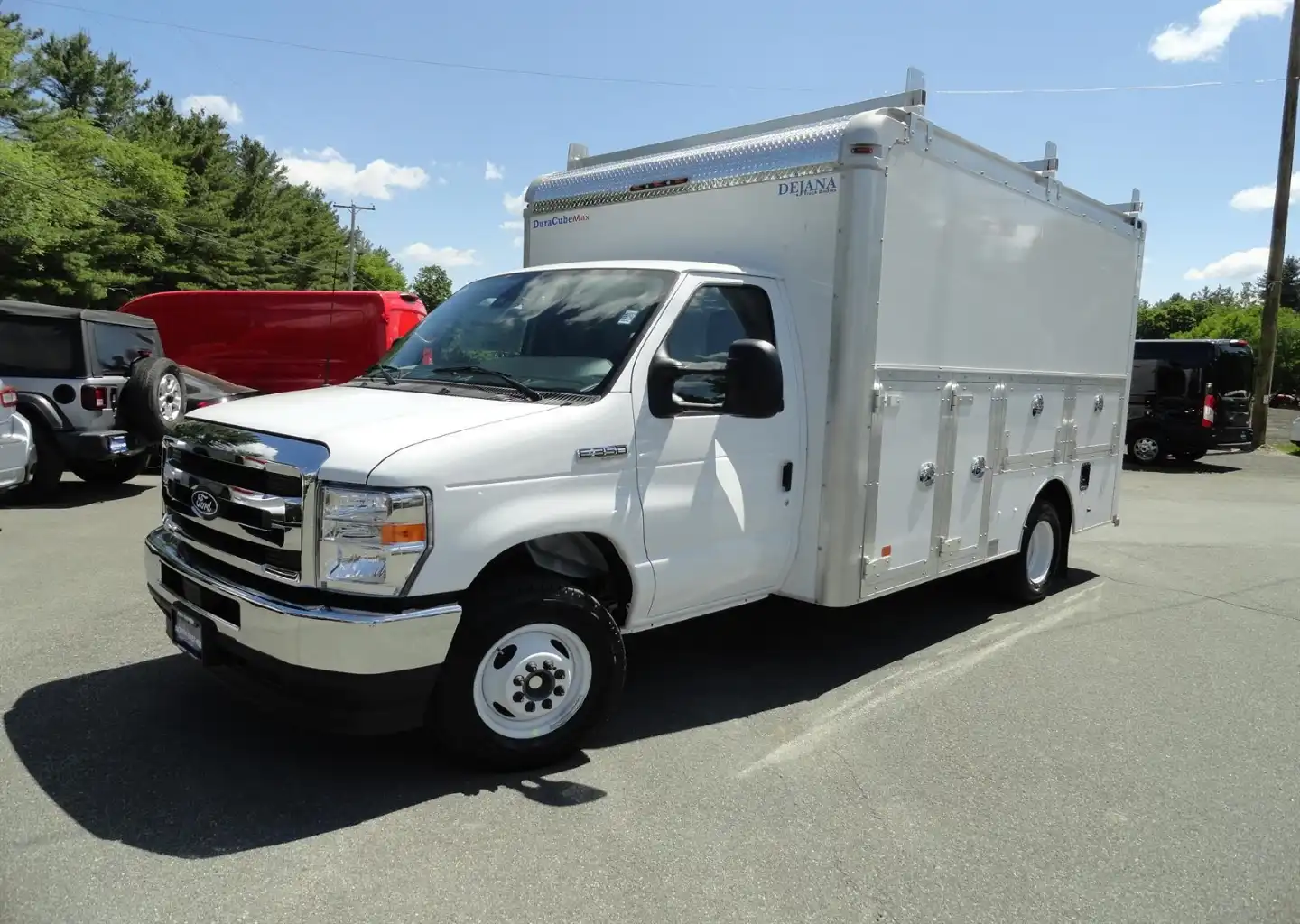 2027 Ford E-Series SRW E-350 Super Duty 158 in WB's photo