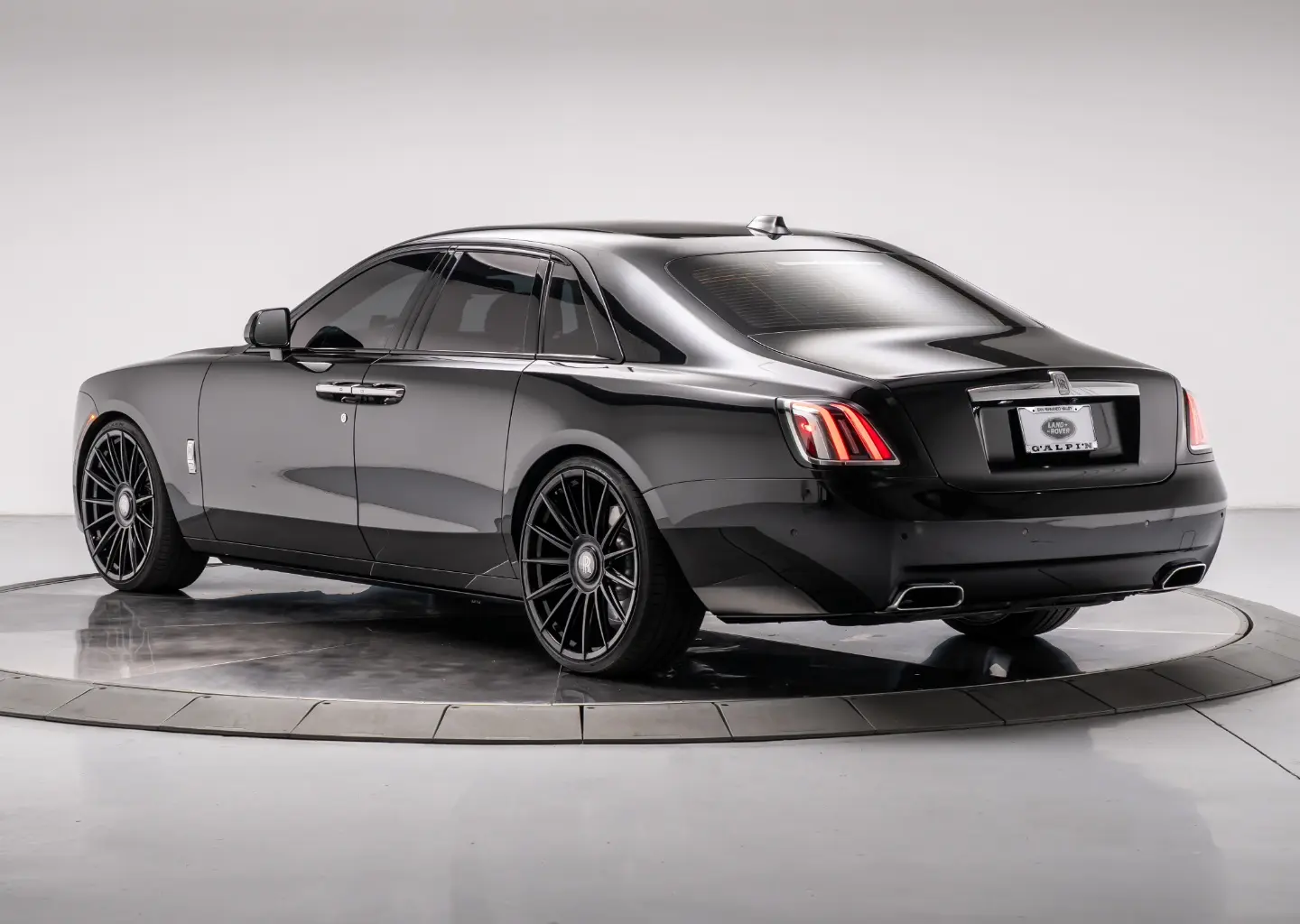 2025 Rolls-Royce Ghost Ghost photo 3