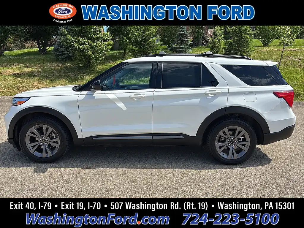 2024 Ford Explorer XLT 4WD's photo