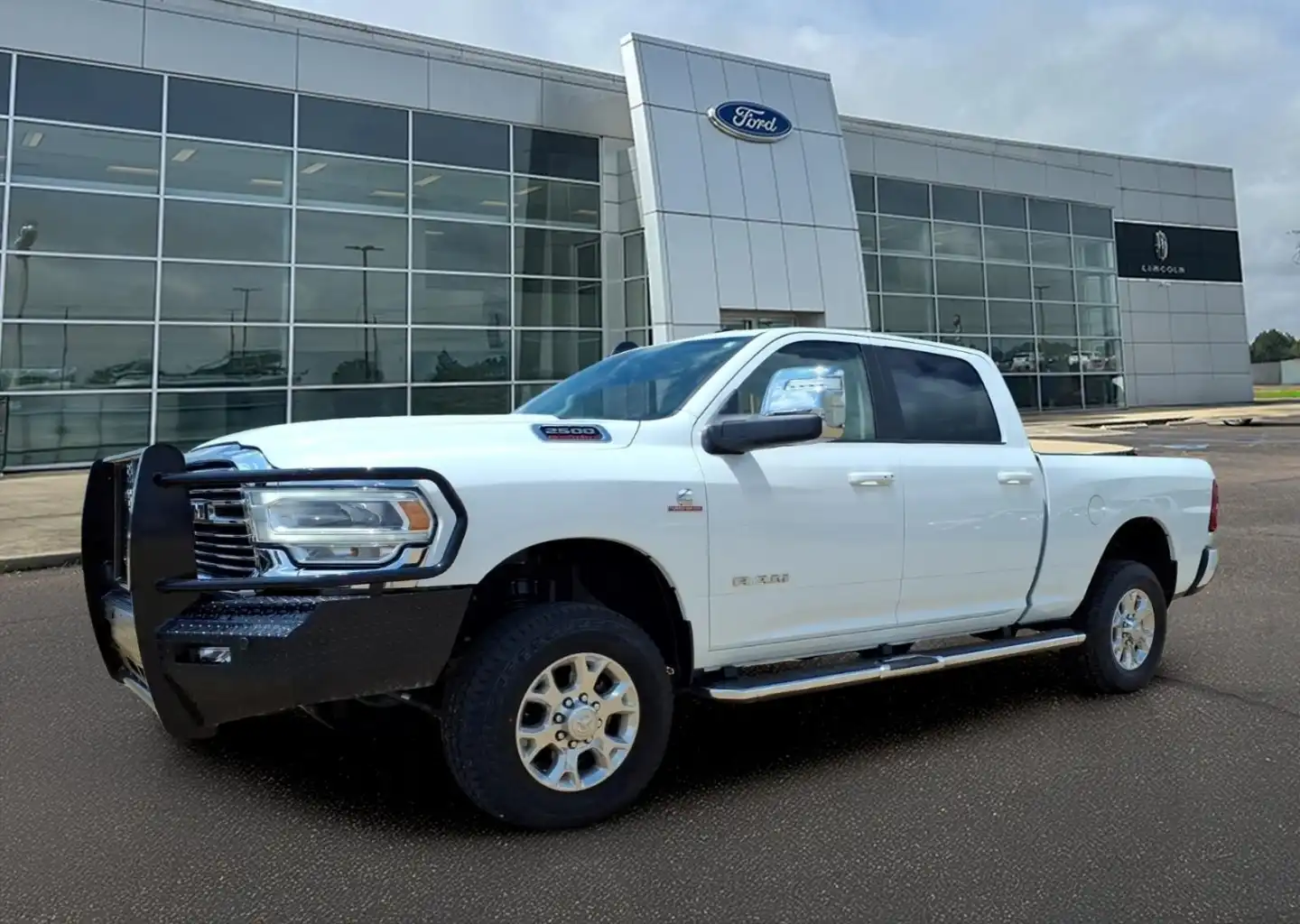 2023 RAM 2500 Laramie 4X4 Crew Cab SWB's photo