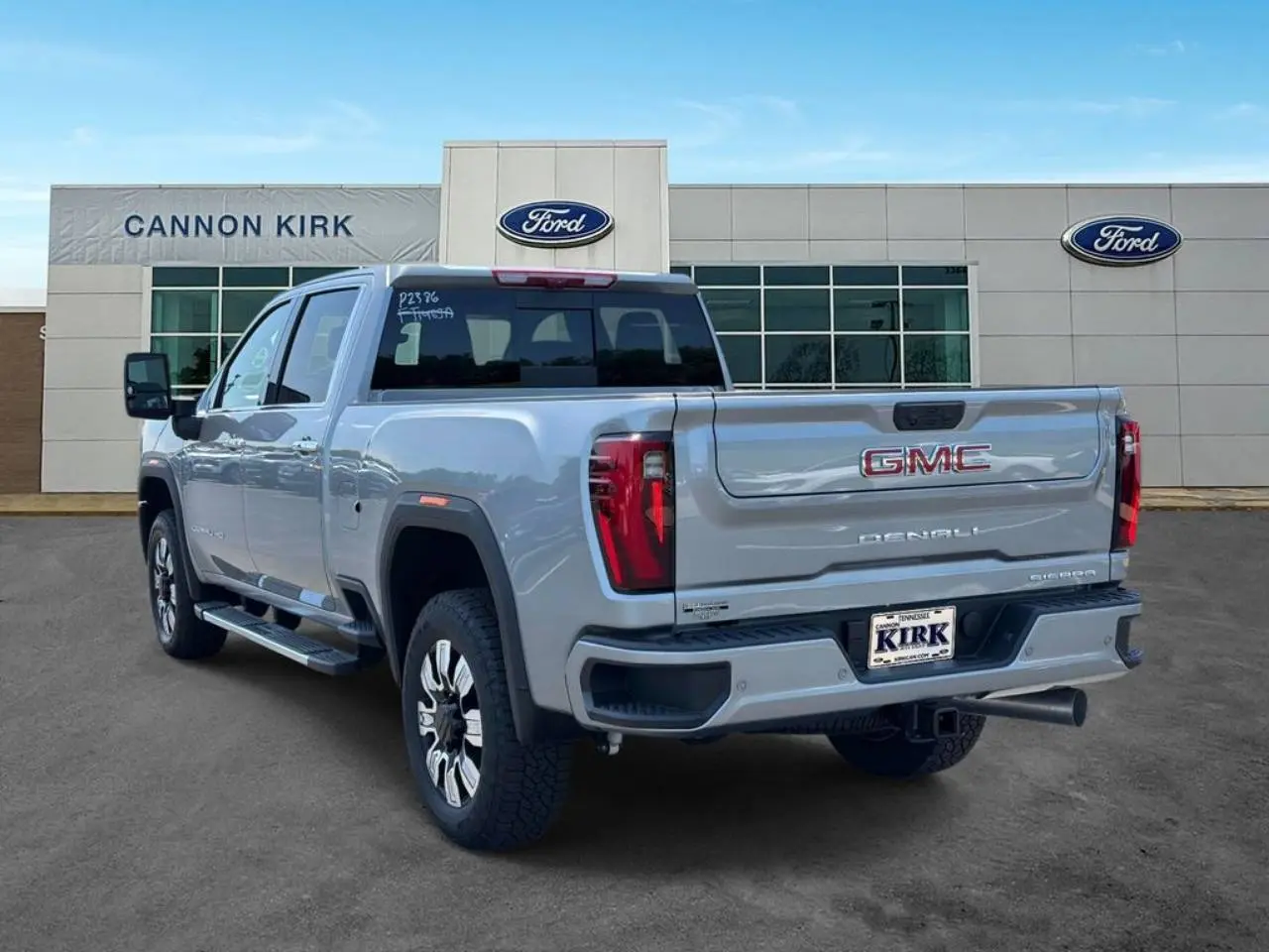 2026 GMC Sierra 4WD Crew Cab Standard Box Denali photo 5